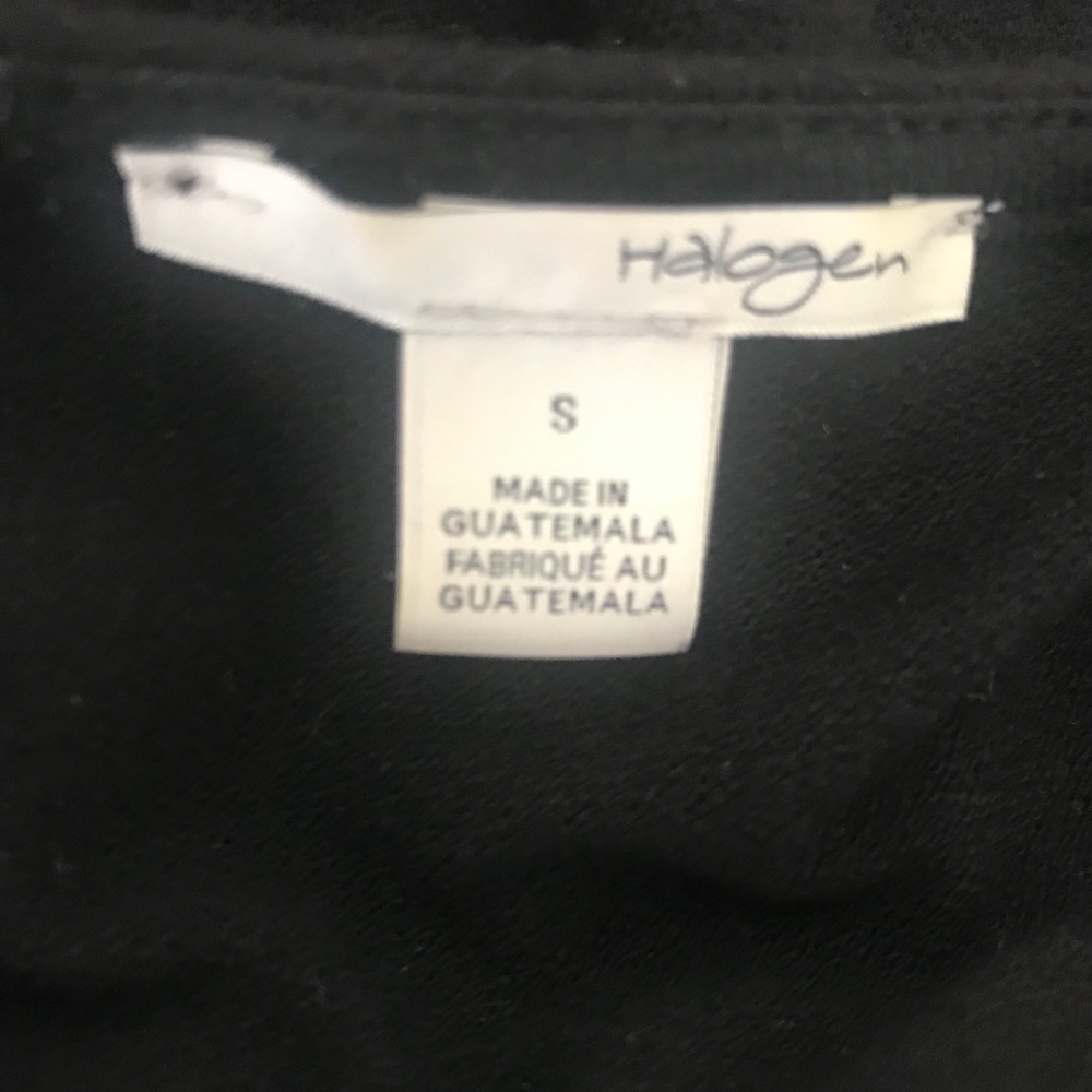 Halogen Cold Shoulder Top - Picture 4 of 4
